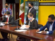 Firma Contraloría Morelos Convenio de Colaboración Profesional con Colegios y Asociaciones de Ingenieros y Arquitectos del Estado